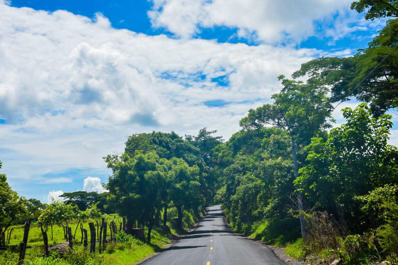gobierno-entrego-carretera-pavimentada-que-conduce-desde-uluazapa-hacia-yucuaiquin